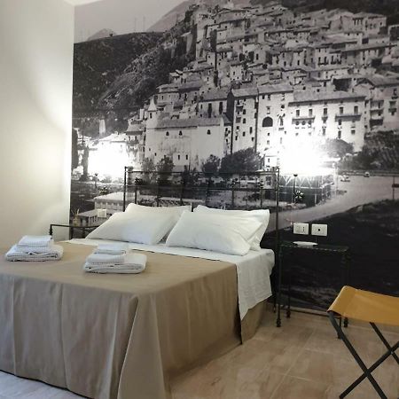 Porta Marina Guest Rooms Scalea Exterior photo