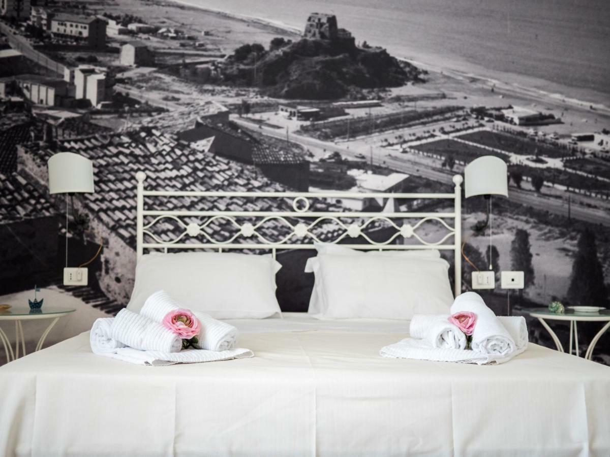Porta Marina Guest Rooms Scalea Exterior photo